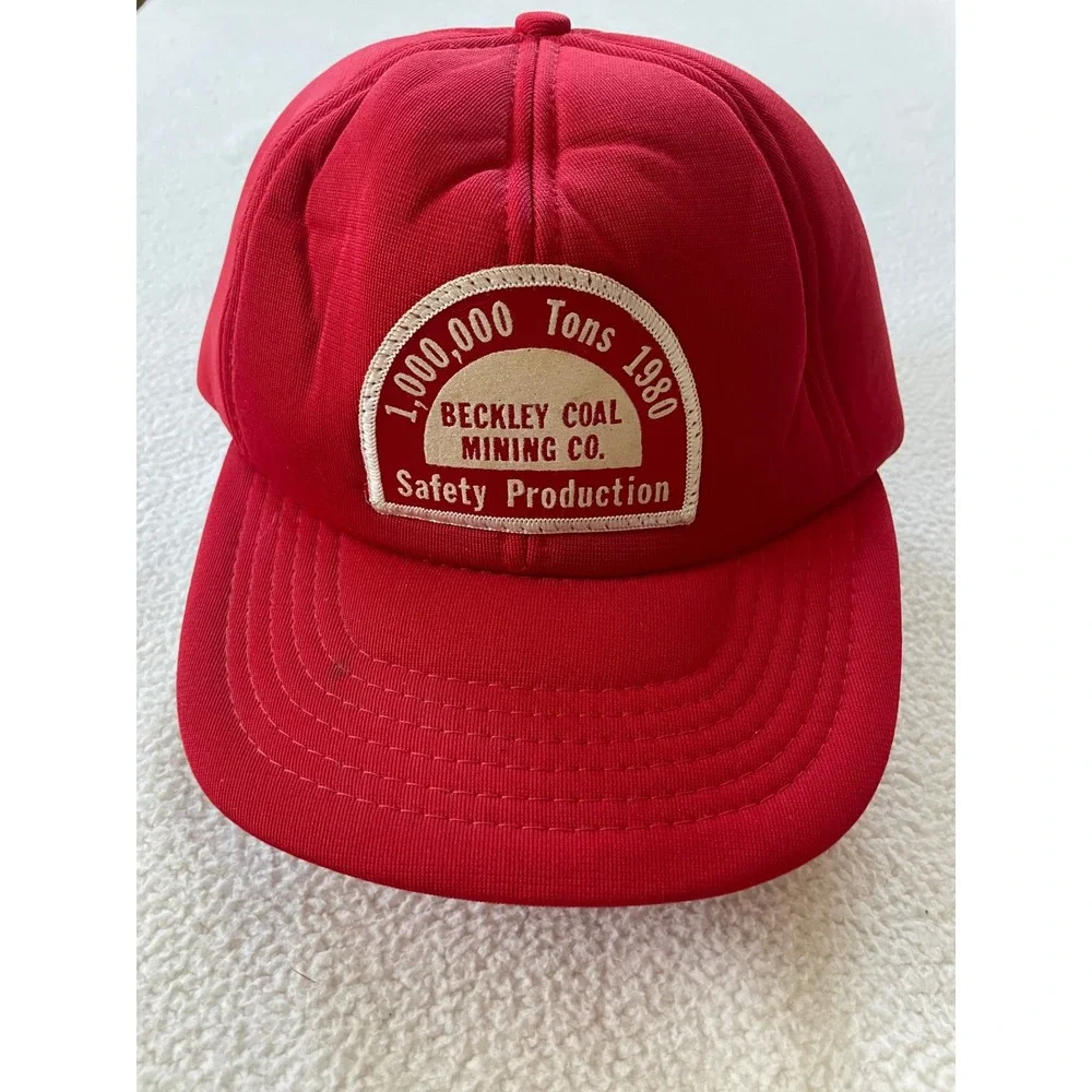 Cardinal Mens S/M‎ Trucker Hat Red Beckley WV Coal Mining 1980 Safety Production